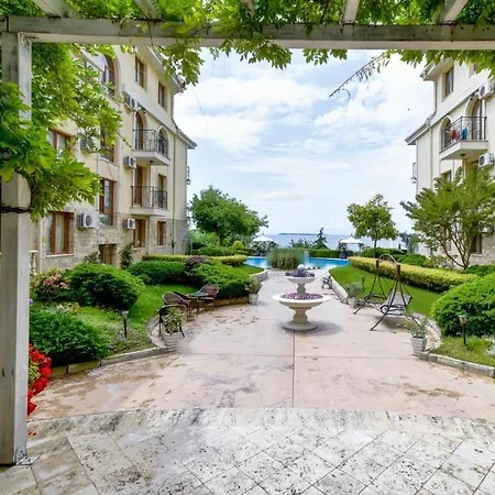 Royal Bay - Private - Bsr - 2 Apartment
